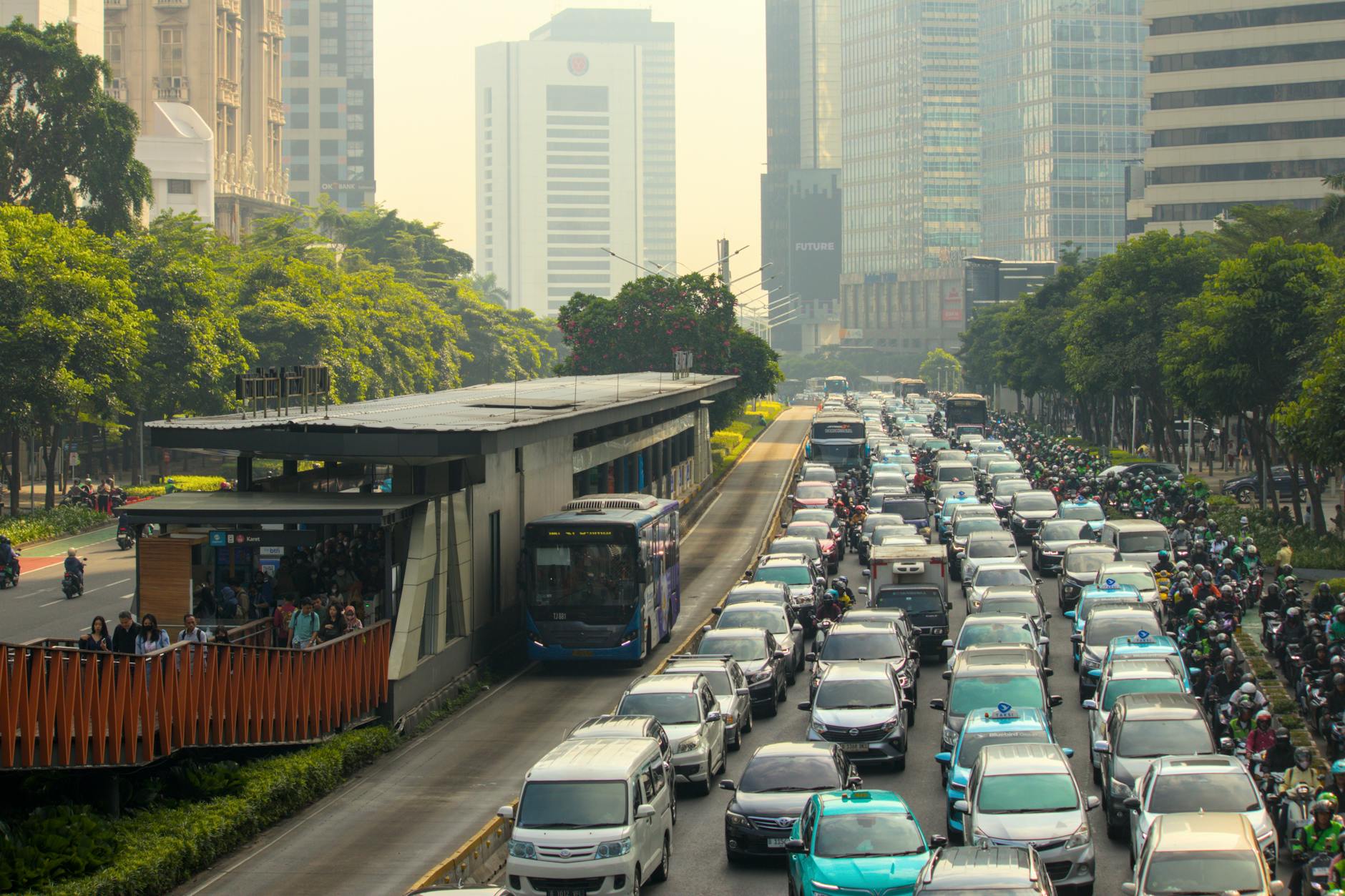 Membeli aset macet dengan harga murah dan strategi tepat